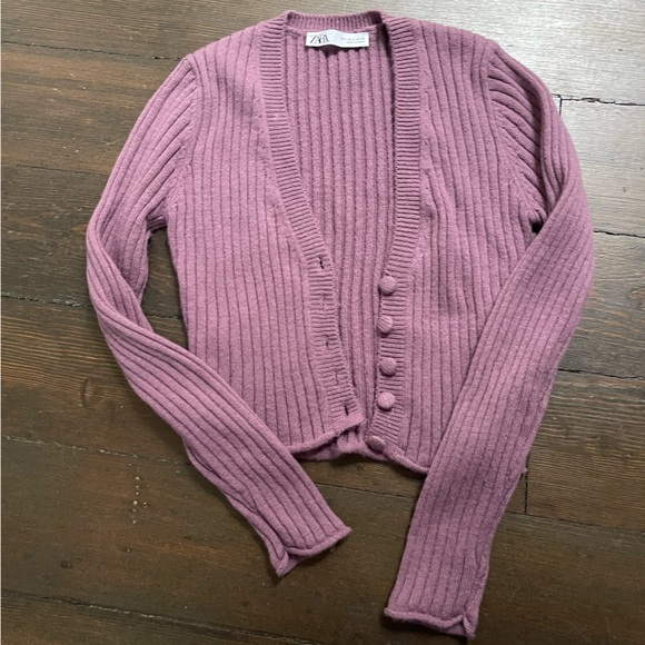 Zara Ribbed Knit Sweater - Picture 2 of 4